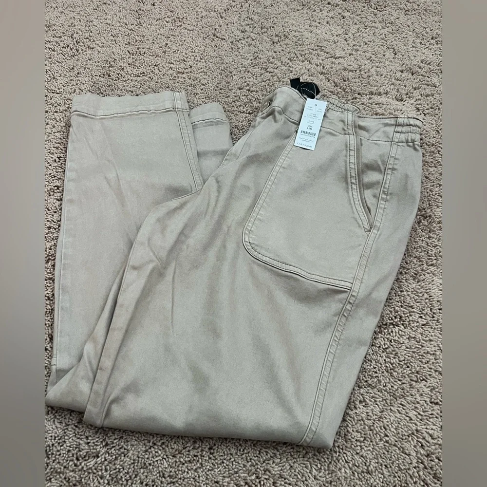 NWT new 14 WHBM mid rise everyday soft slim ankle utility pants sandstone tan